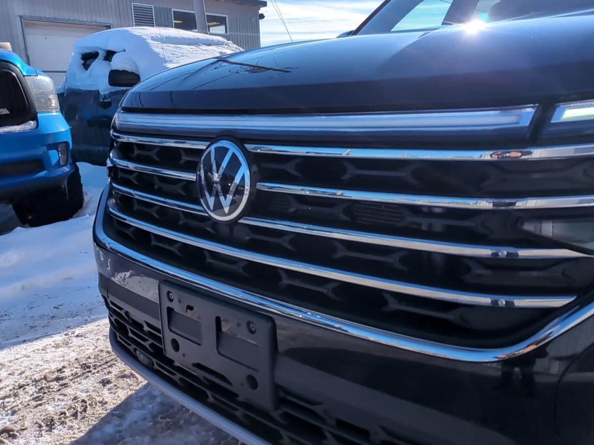 2024 Volkswagen Atlas - Image 902