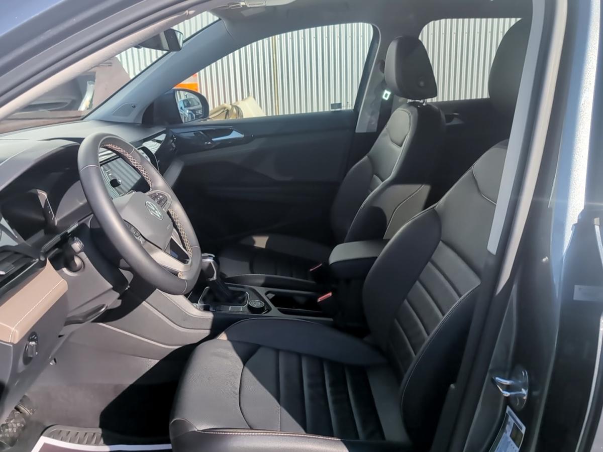 2023 Volkswagen Taos - Image 350
