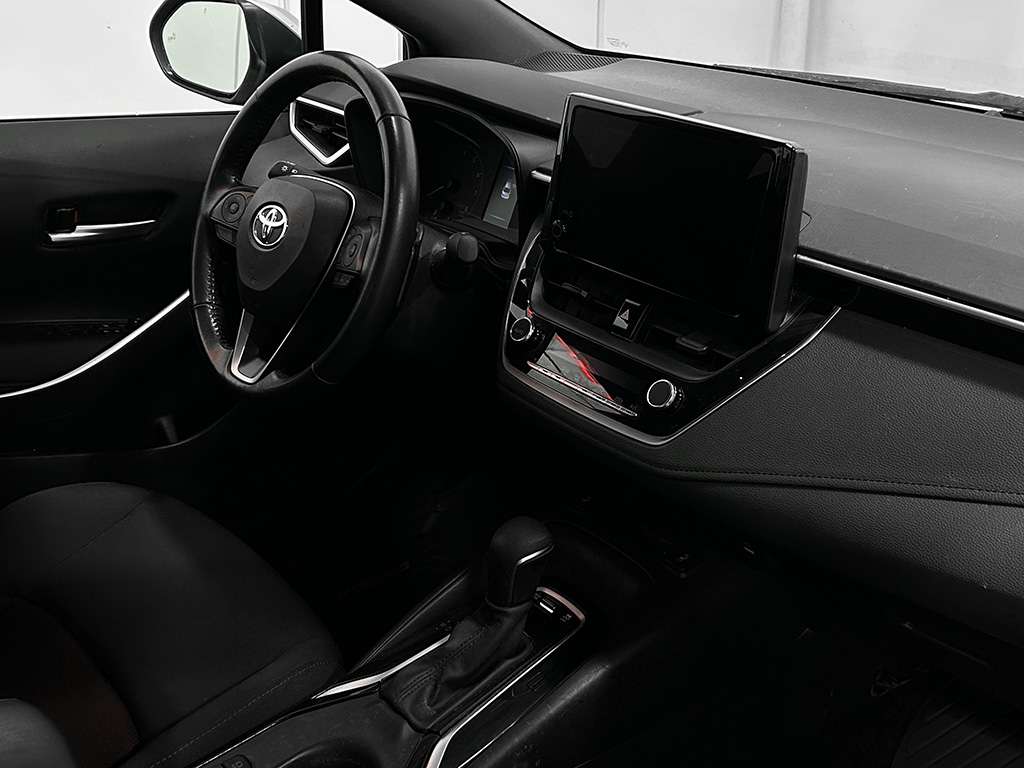 2024 Toyota Corolla - Image 65