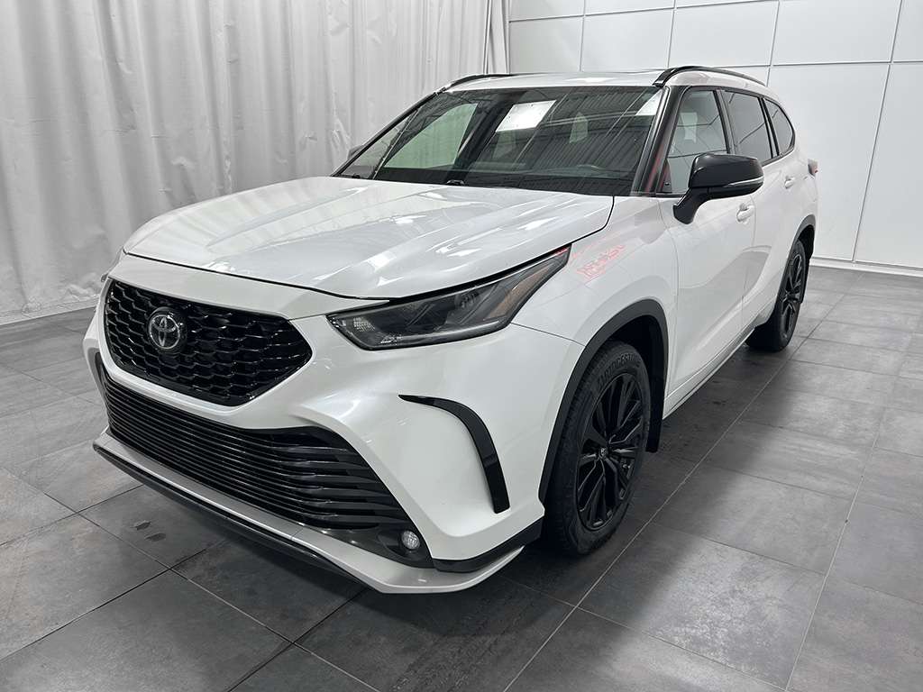 2023 Toyota Highlander - Image 27