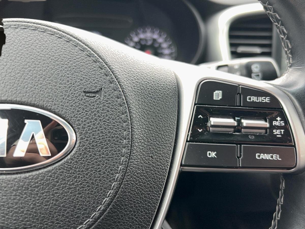 2020 Kia Sorento - Image 26
