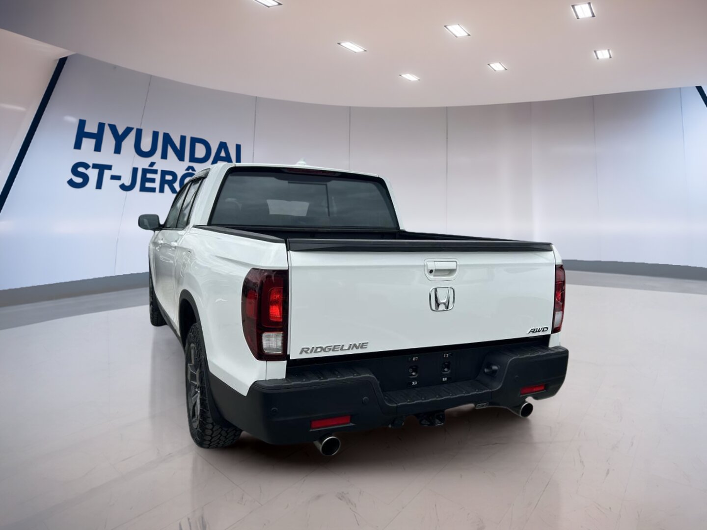 2023 Honda Ridgeline - Image 47
