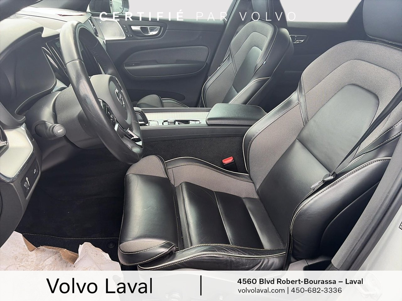 2022 Volvo XC60 - Image 31