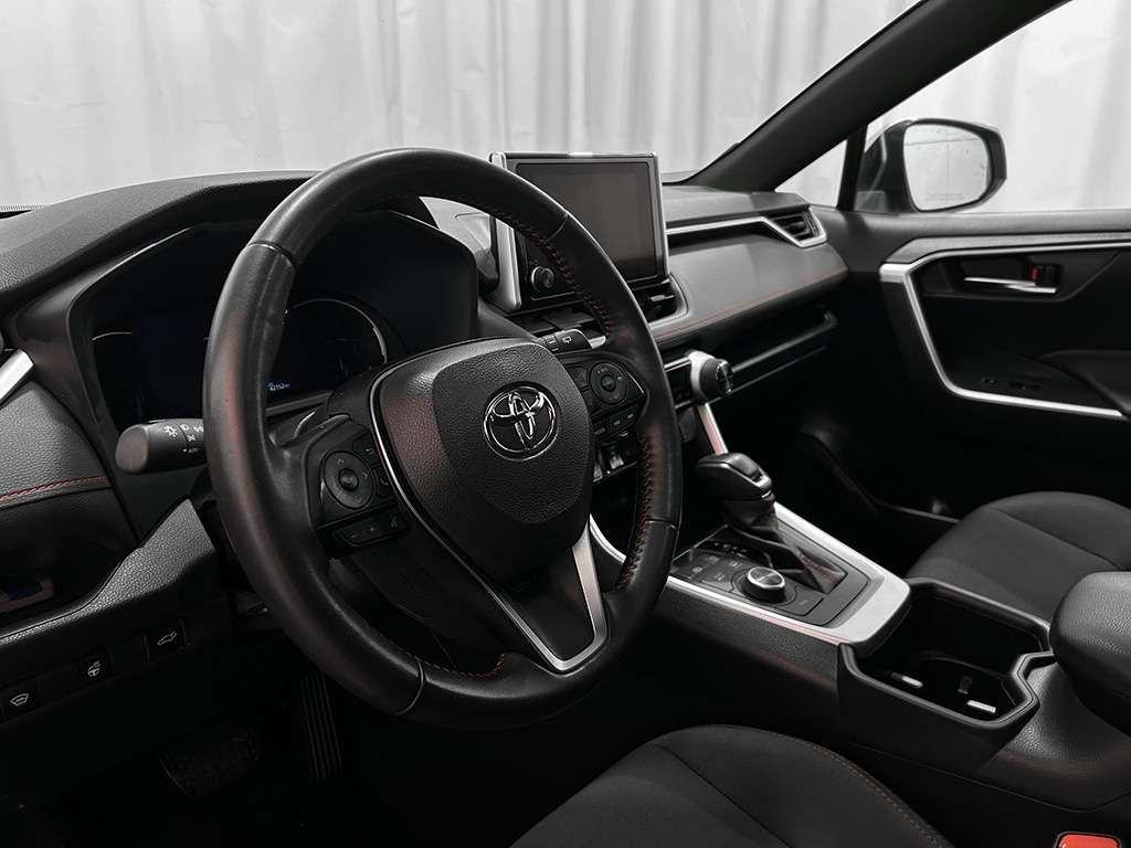2023 Toyota Rav4 Prime - Image 32