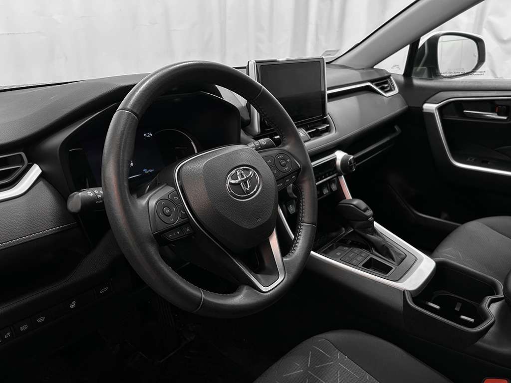 2023 Toyota Rav4 - Image 98
