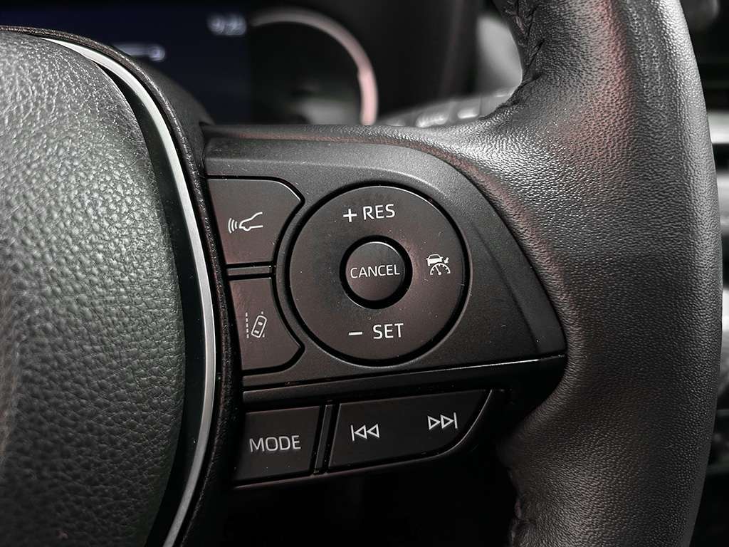 2024 Toyota Rav4 - Image 30