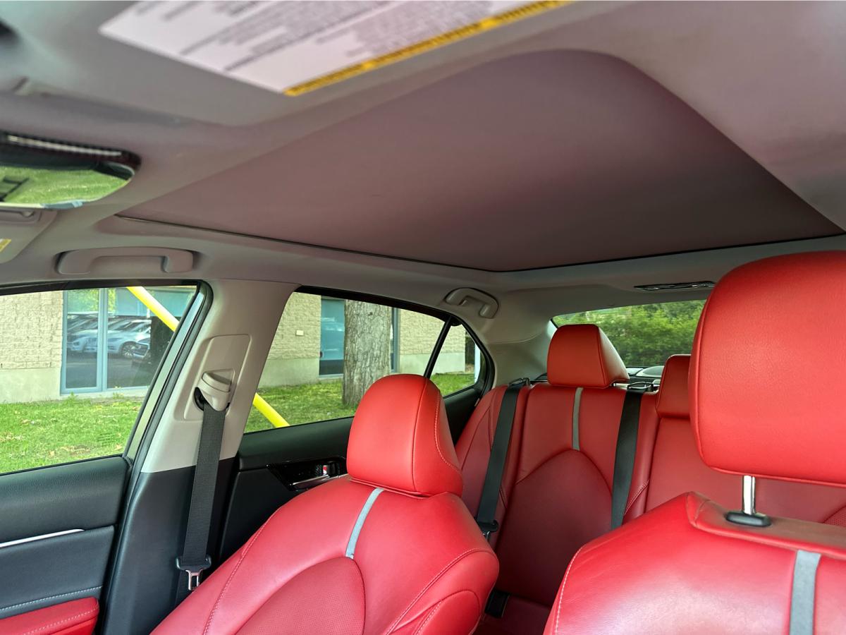 2018 Toyota Camry - Image 24