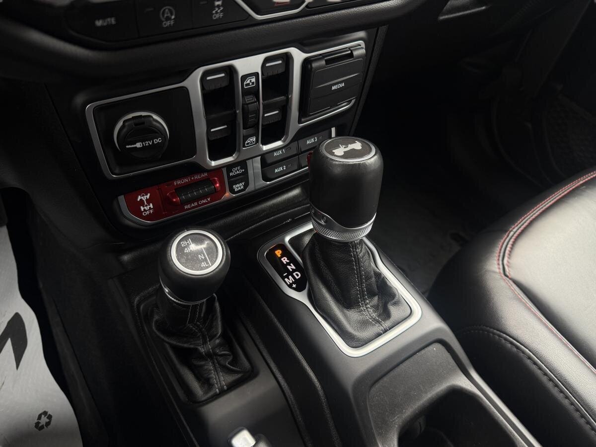 2024 Jeep Wrangler - Image 55