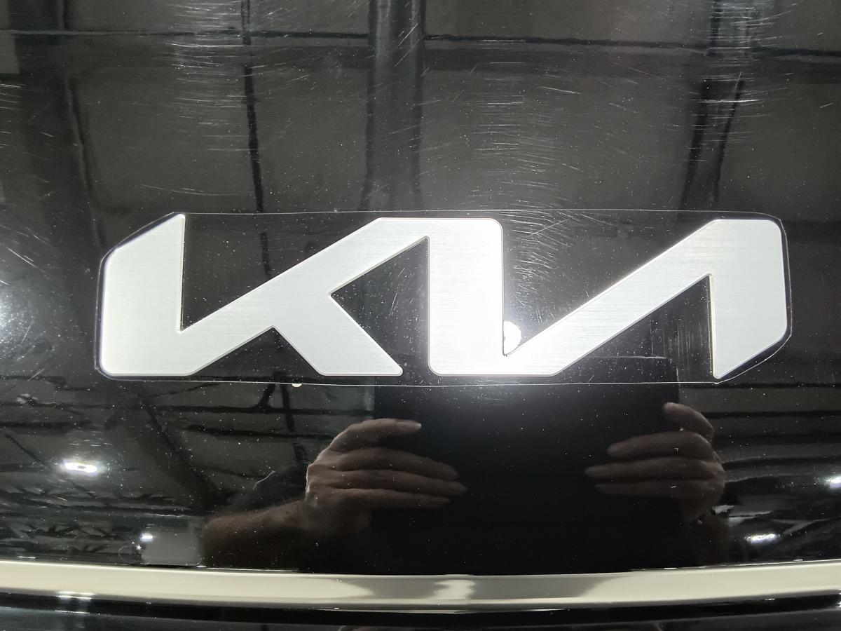 2026 Kia EV9 - Image 722