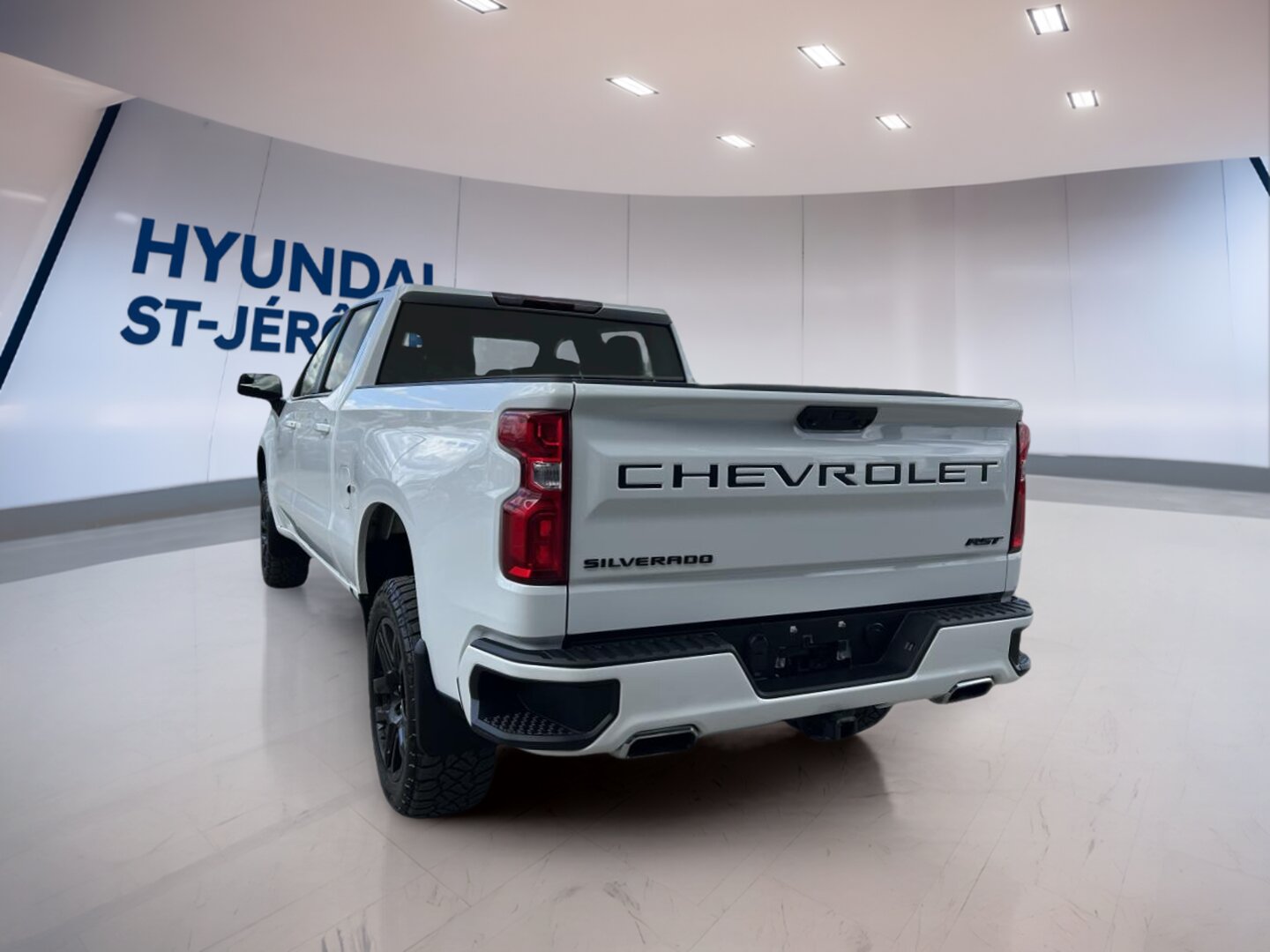 2023 Chevrolet Silverado 1500 - Image 98