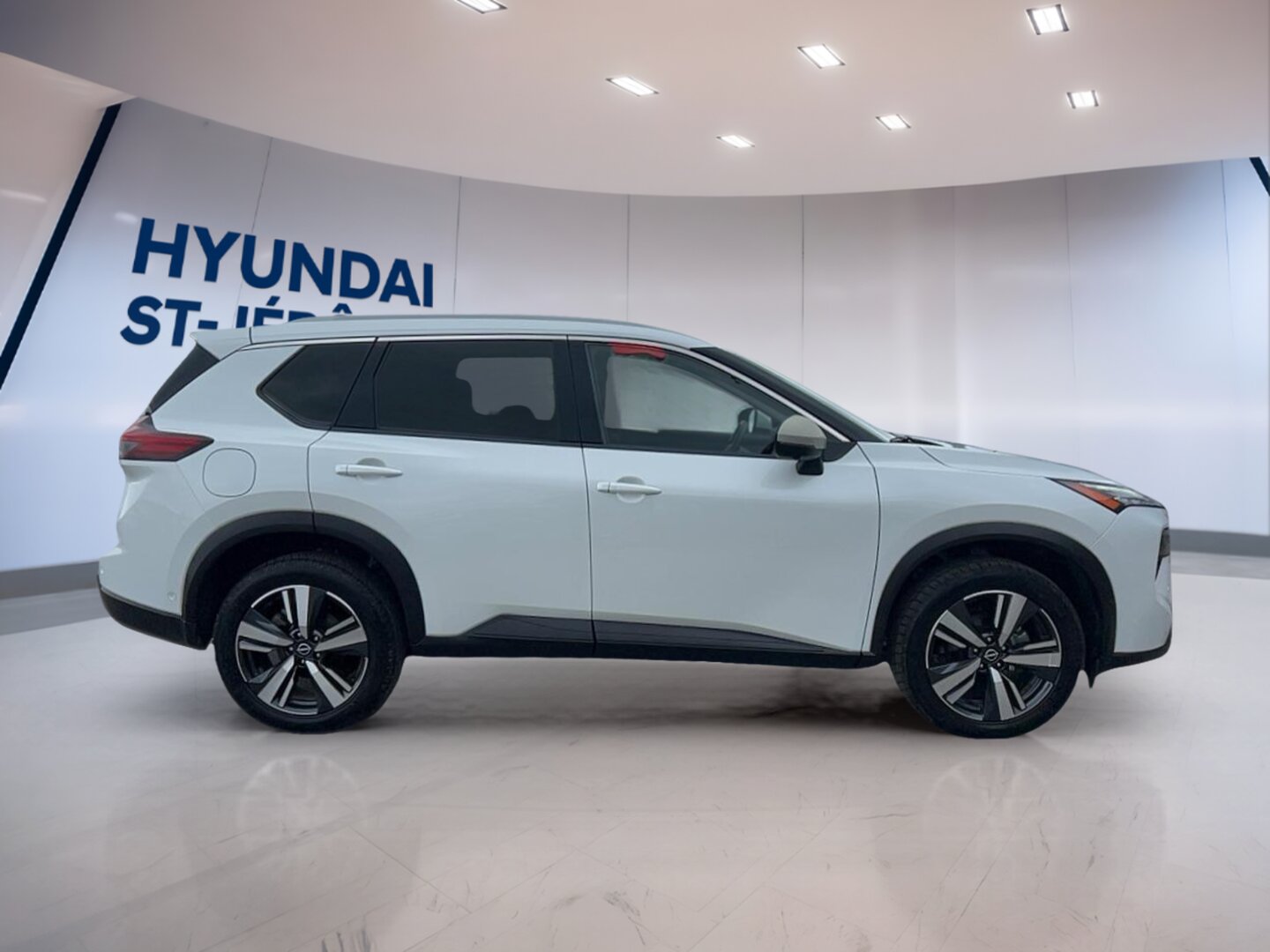 2024 Nissan Rogue - Image 44