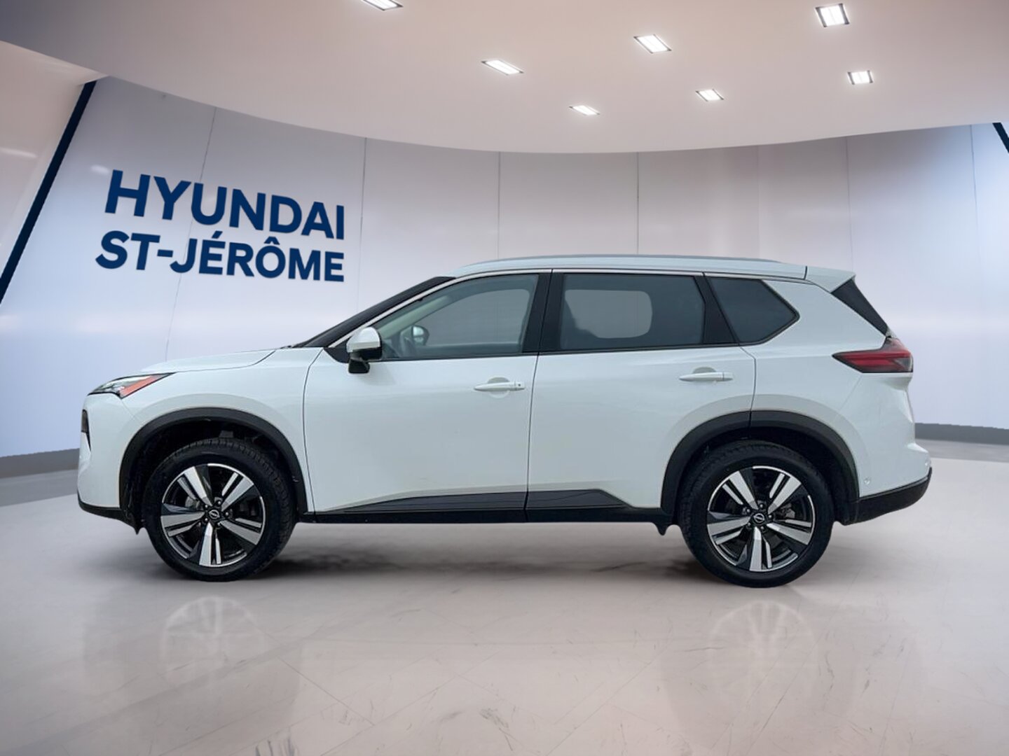 2024 Nissan Rogue - Image 48