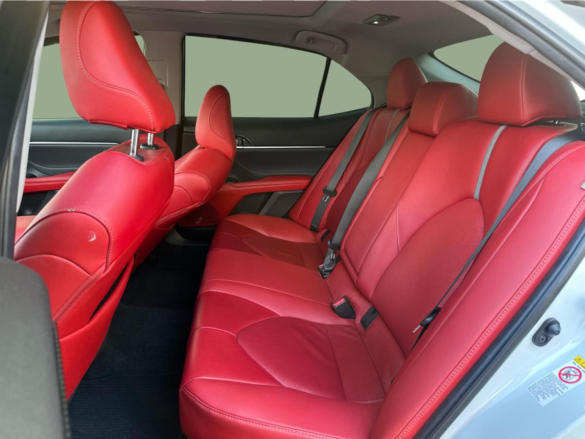 2018 Toyota Camry - Image 39