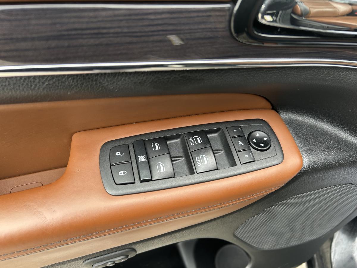 2021 Jeep Grand Cherokee - Image 80