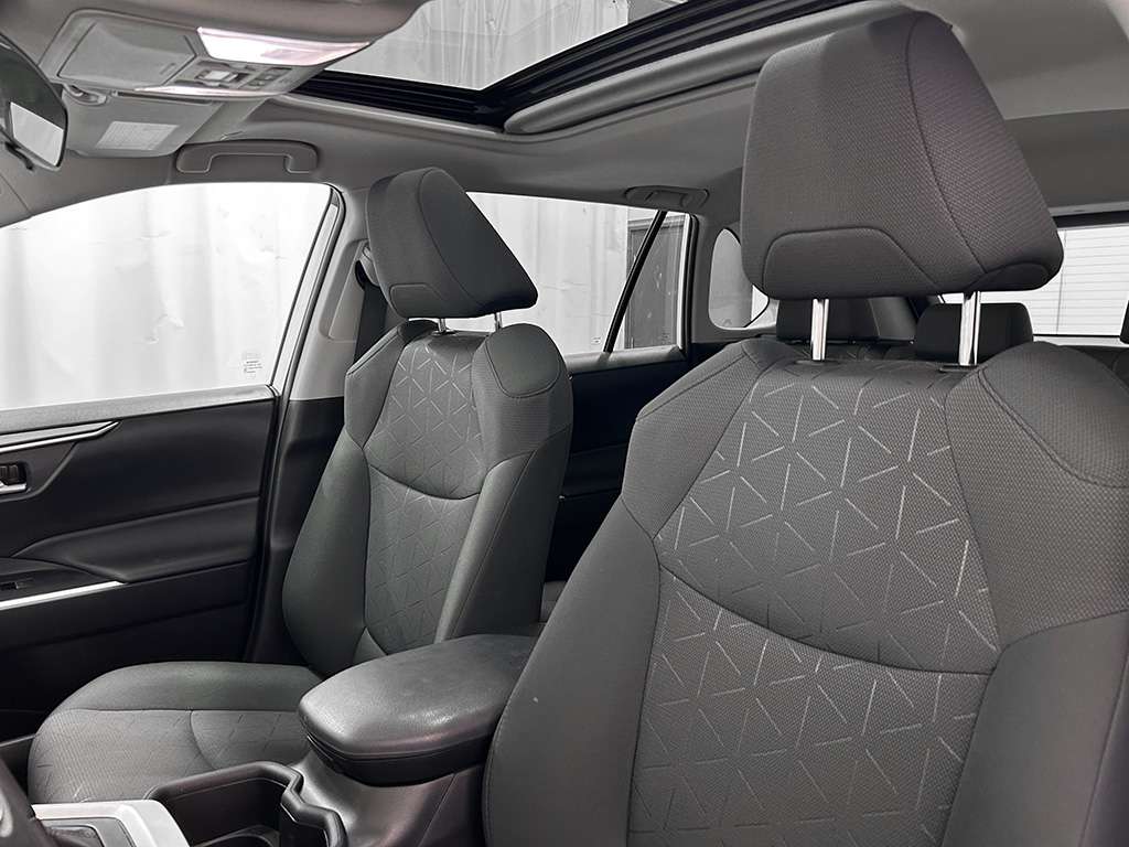 2023 Toyota Rav4 - Image 148
