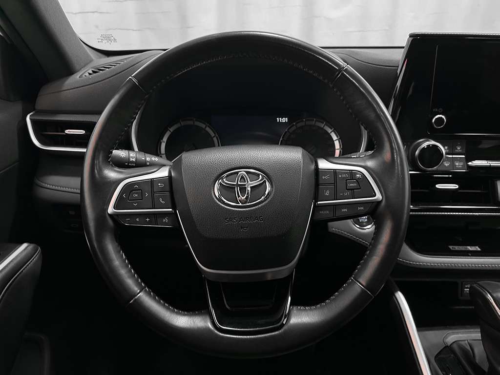 2023 Toyota Highlander - Image 100