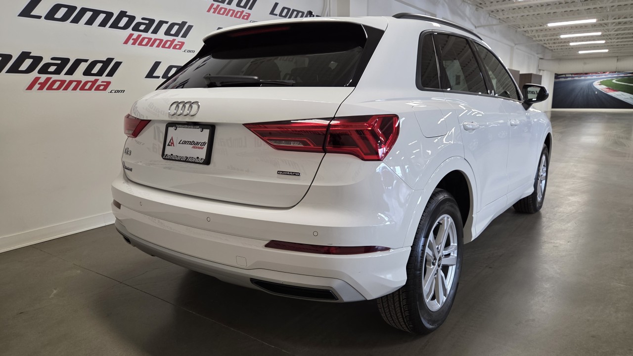 2022 Audi Q3 - Image 3