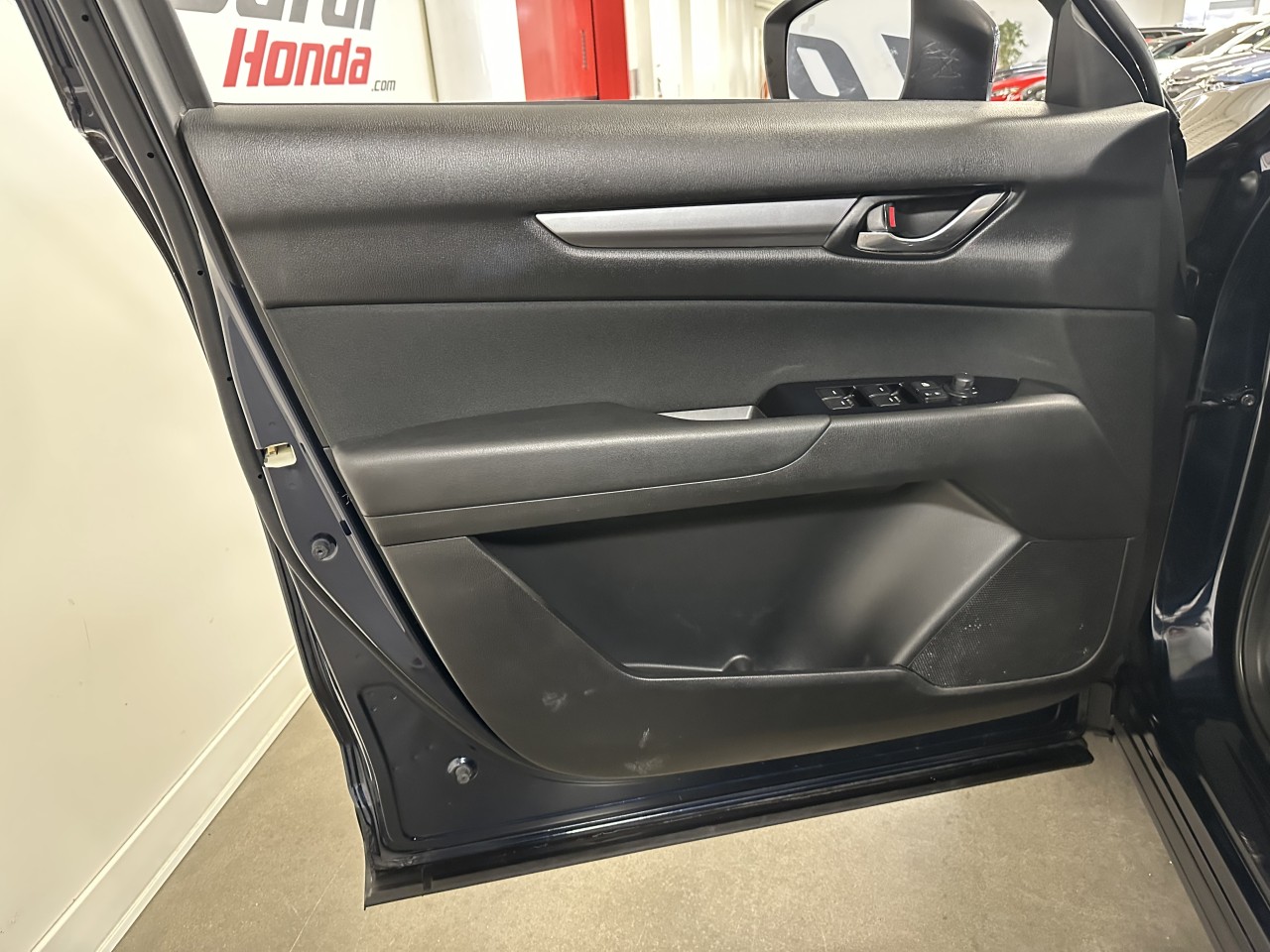 2021 Mazda CX-5 - Image 12