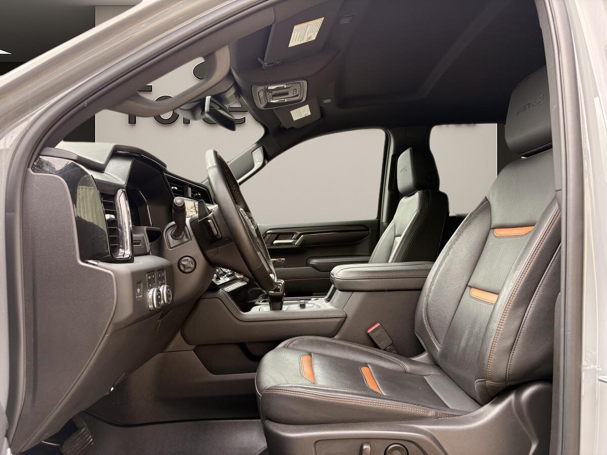 2025 GMC Sierra 1500 - Image 19