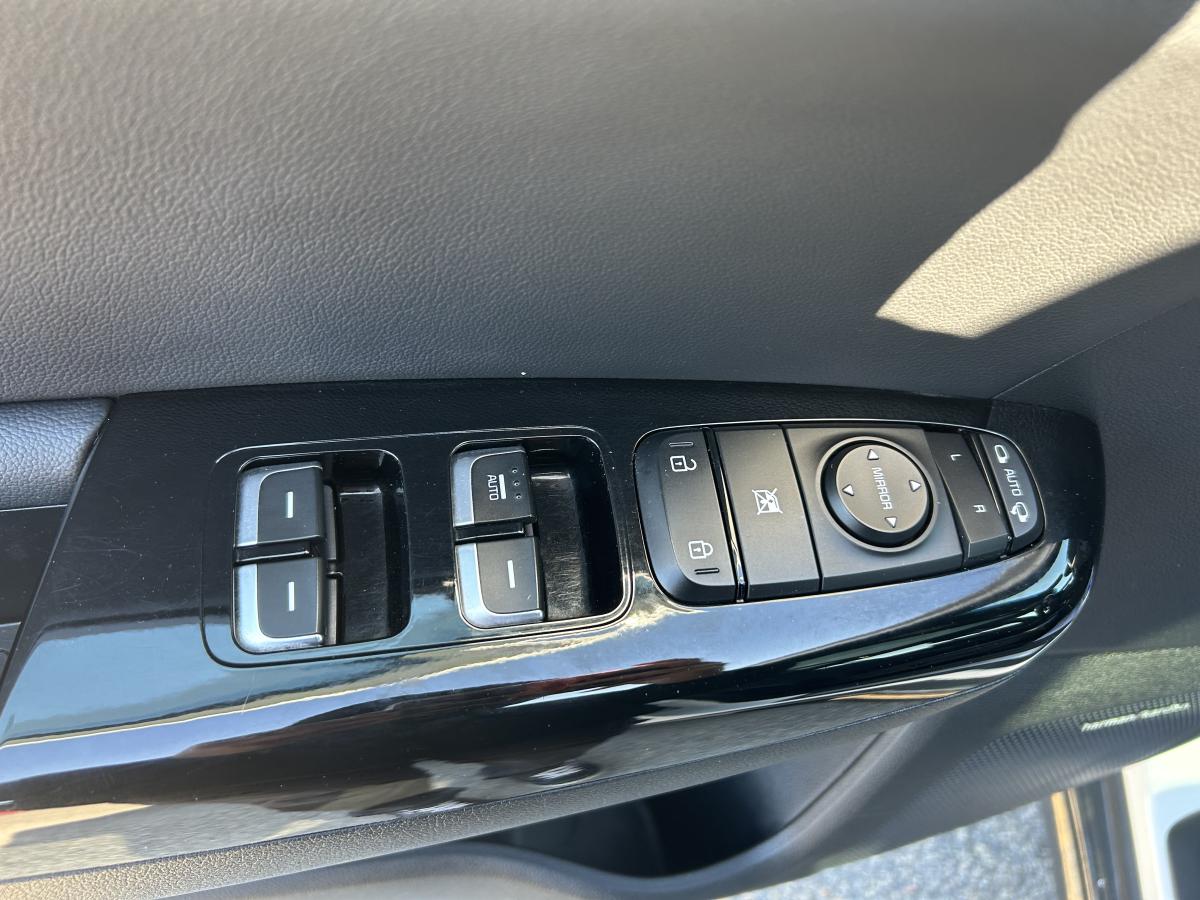 2022 Kia Sportage - Image 555