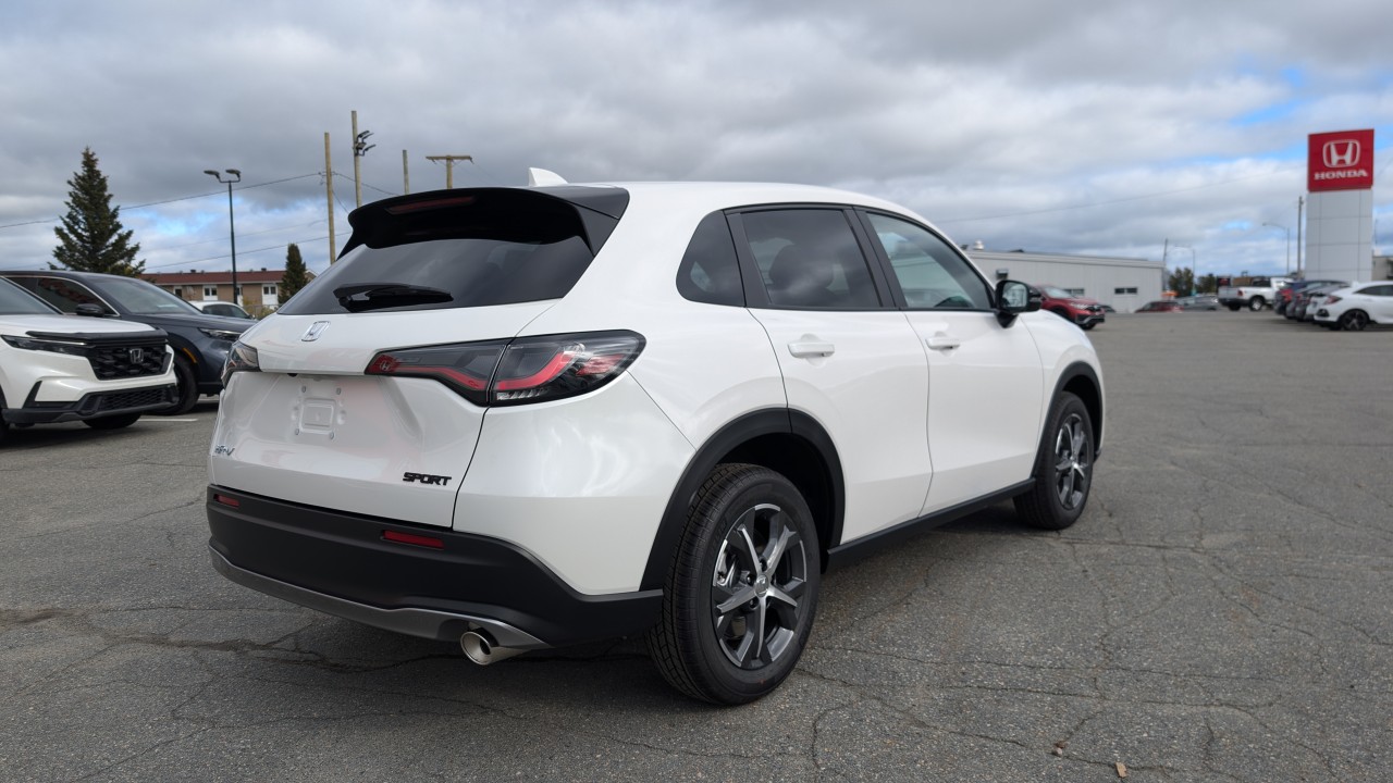 2027 Honda HR-V - Image 7