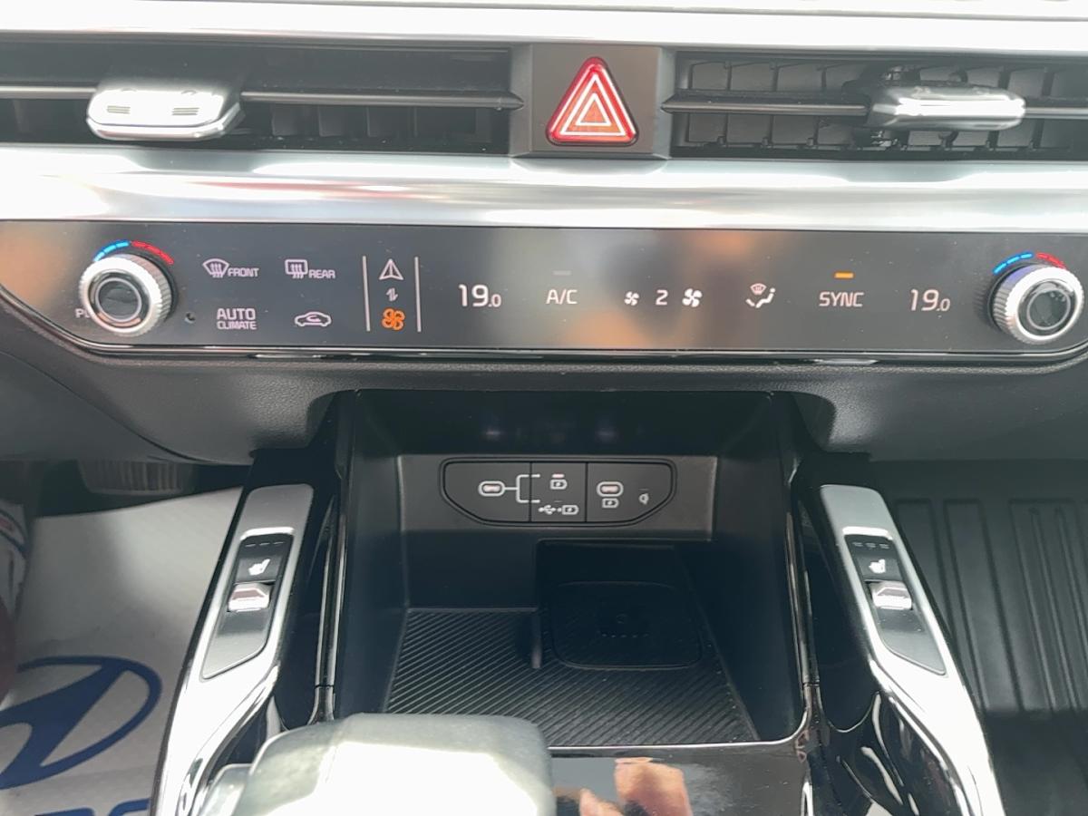 2024 Kia Sorento - Image 138