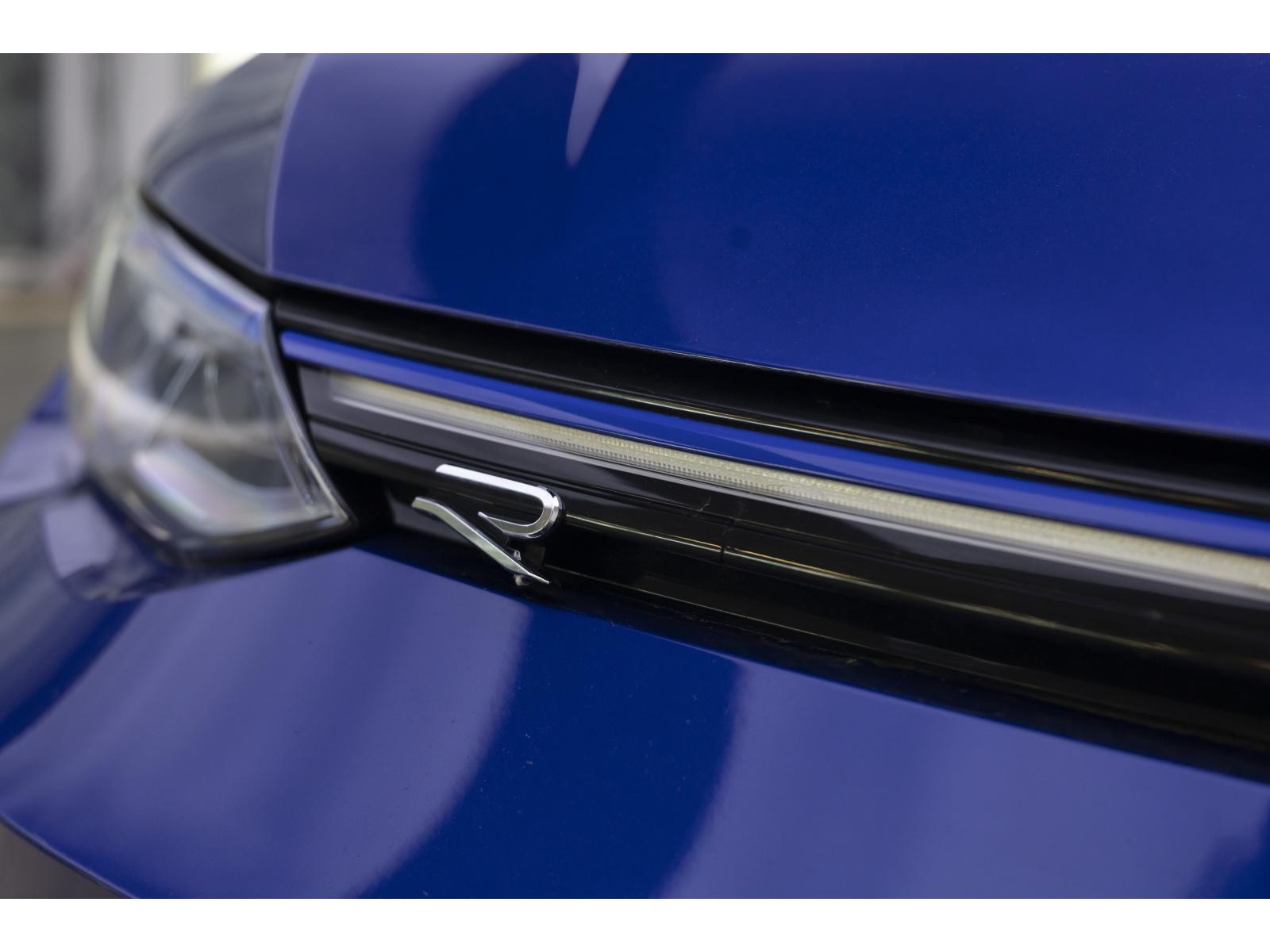 2024 Volkswagen Golf R - Image 39