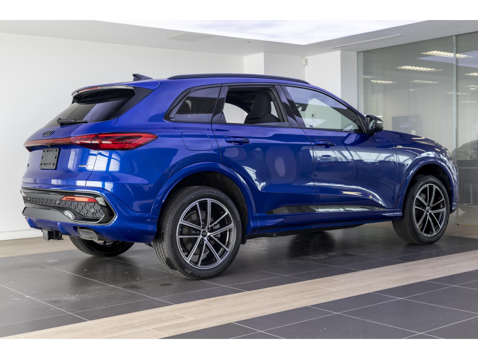 2025 Audi Q5 - Image 82