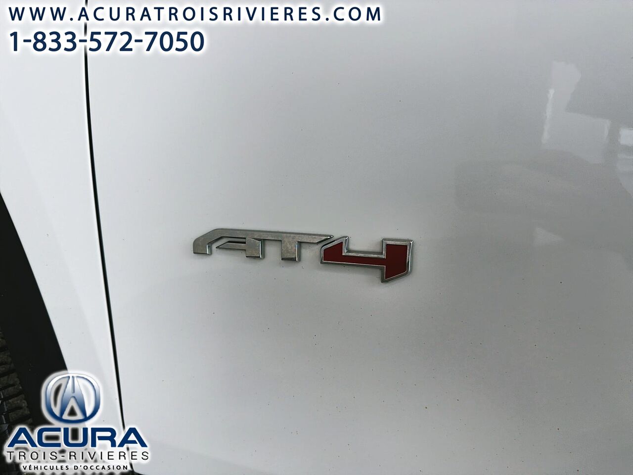 2023 GMC Terrain - Image 11