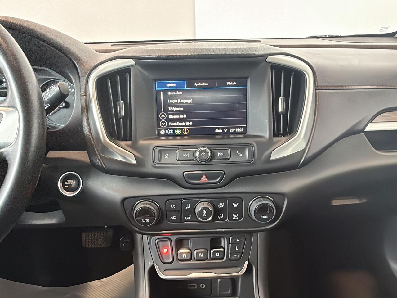2018 GMC Terrain - Image 21