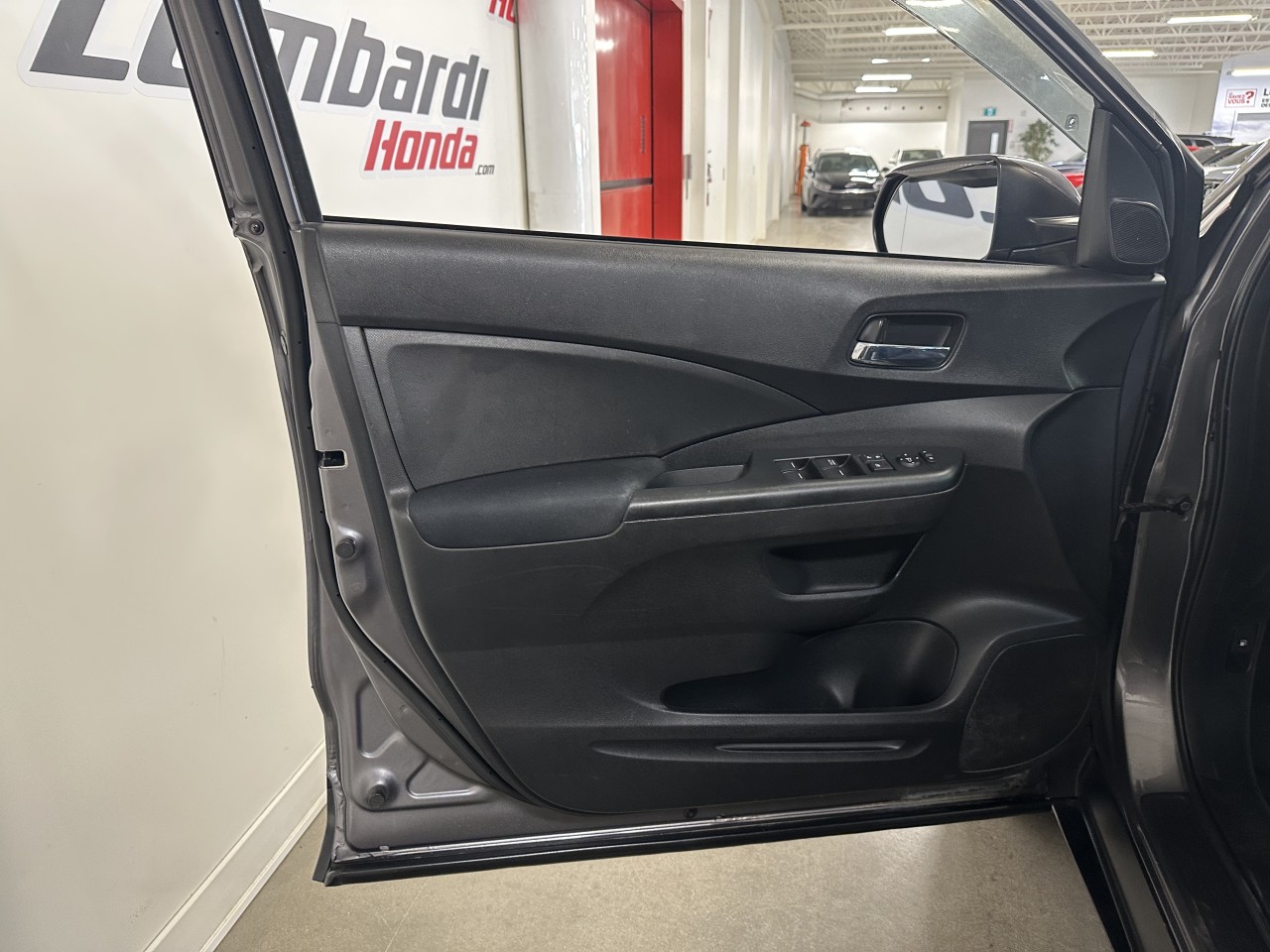 2015 Honda CR-V - Image 12
