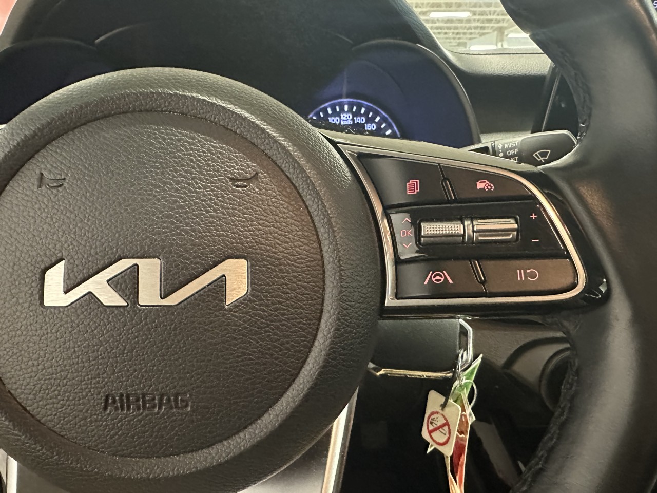 2023 Kia Forte - Image 15