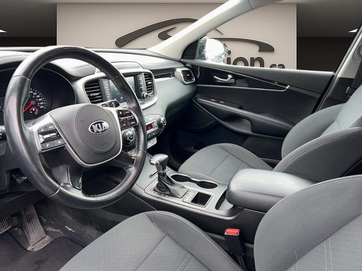 2020 Kia Sorento - Image 66