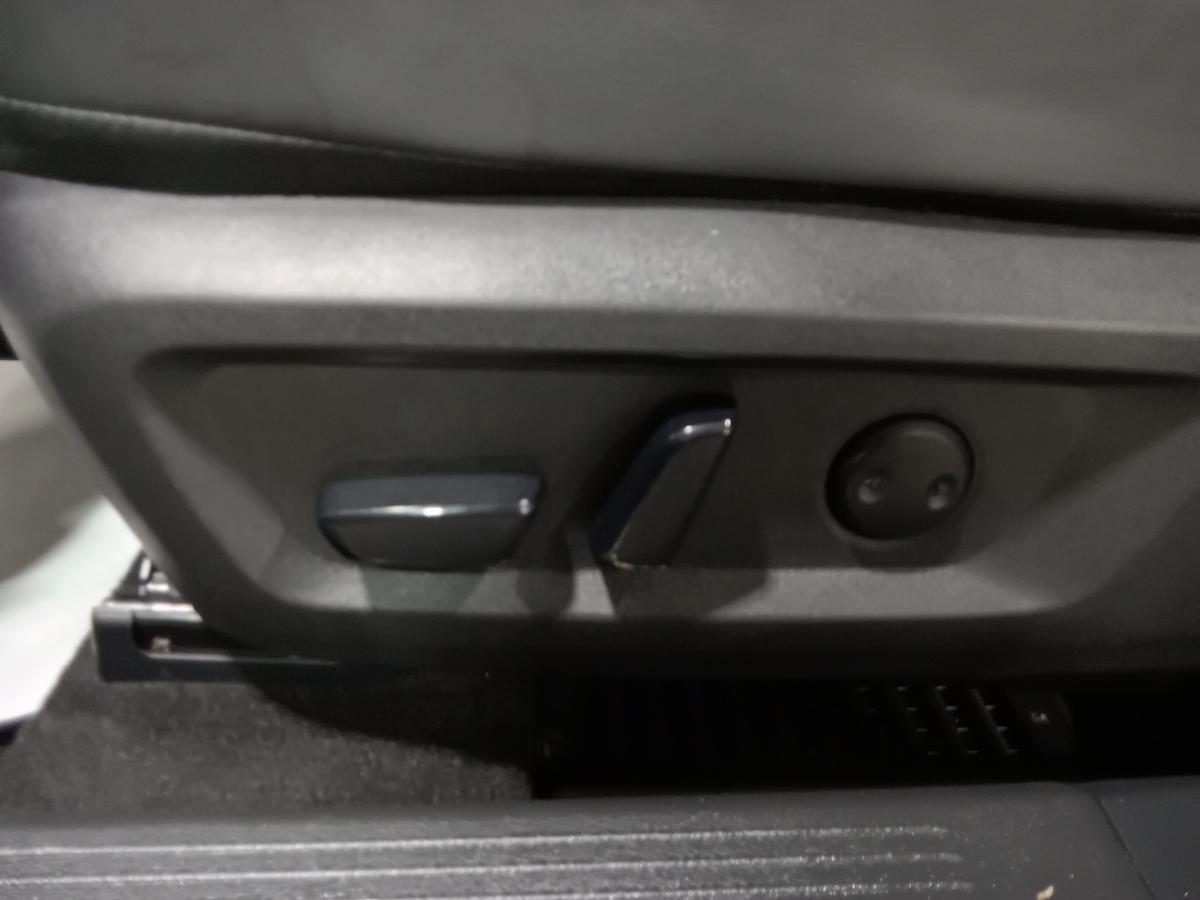 2023 Nissan Rogue - Image 172