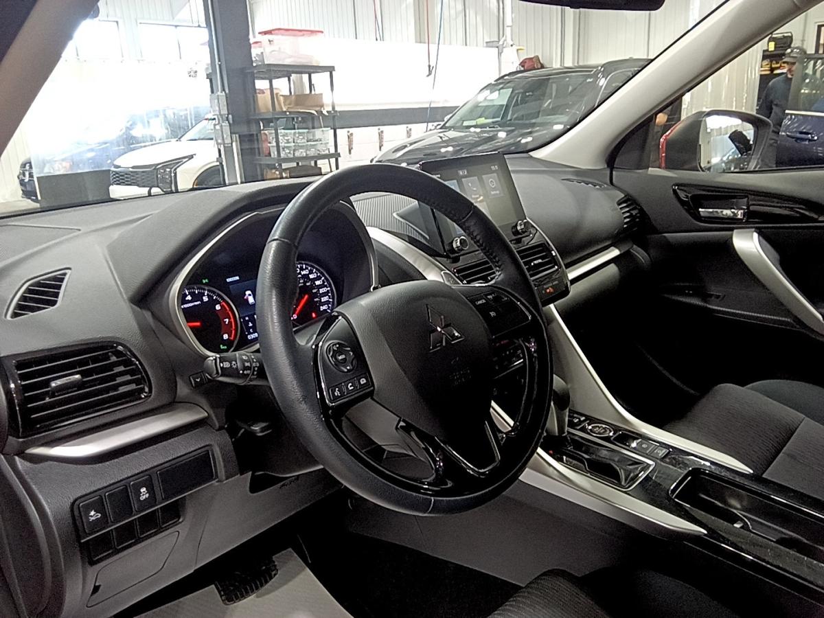 2022 Mitsubishi Eclipse Cross - Image 1070