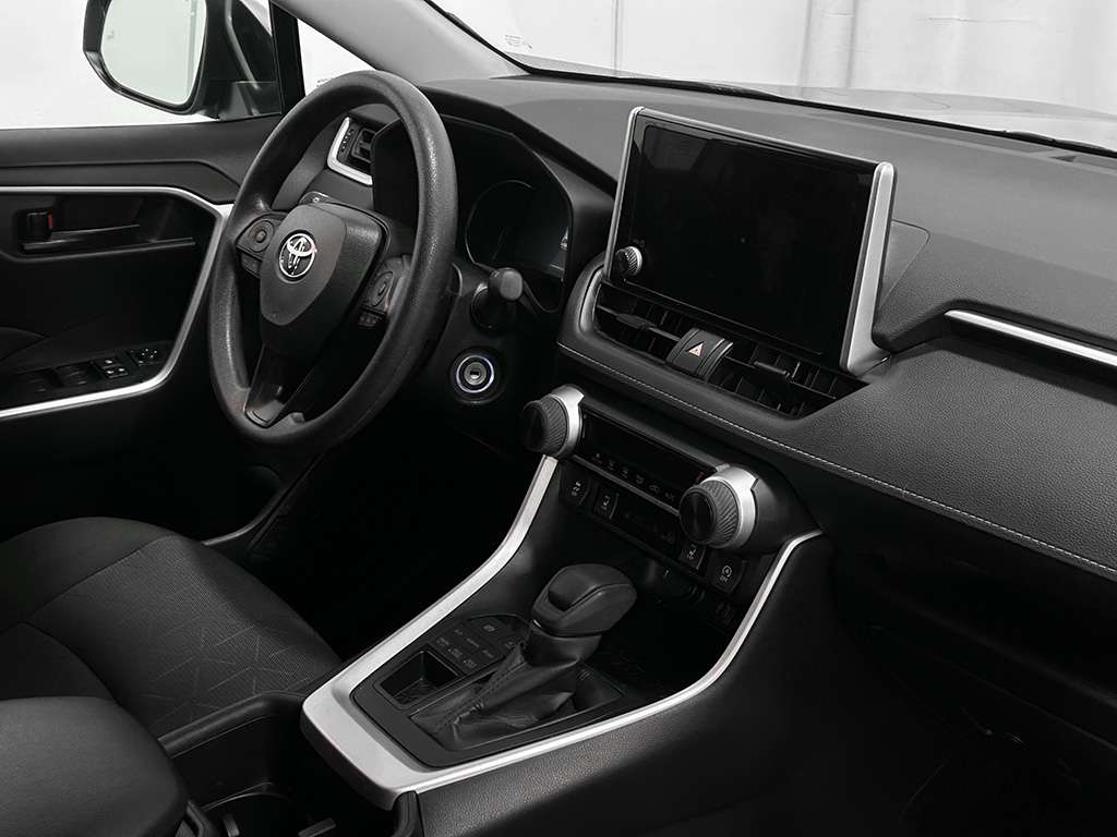 2025 Toyota Rav4 - Image 48