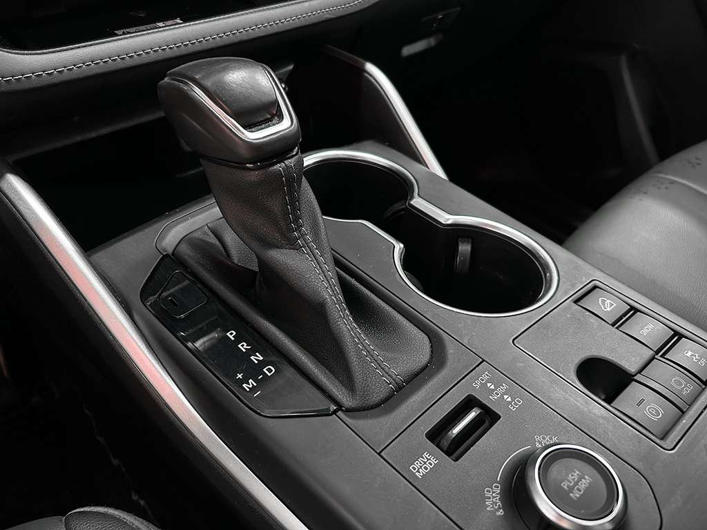 2023 Toyota Highlander - Image 146