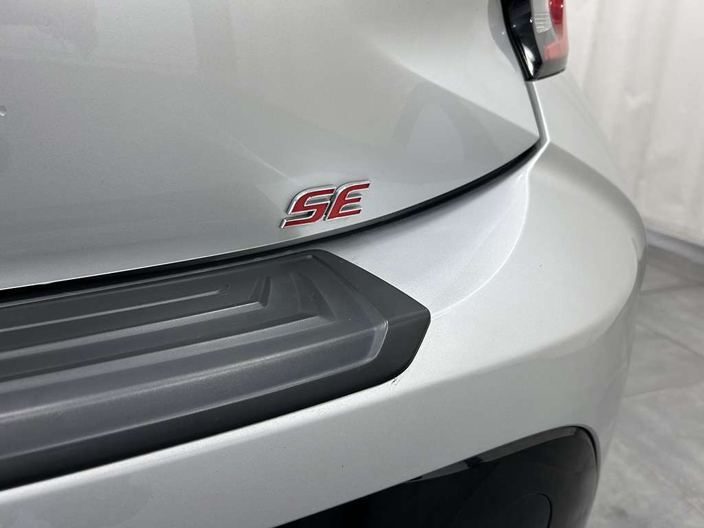2024 Toyota Corolla Hatchback - Image 13