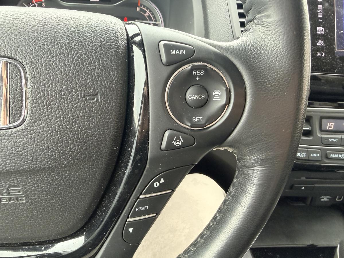2019 Honda Ridgeline - Image 40