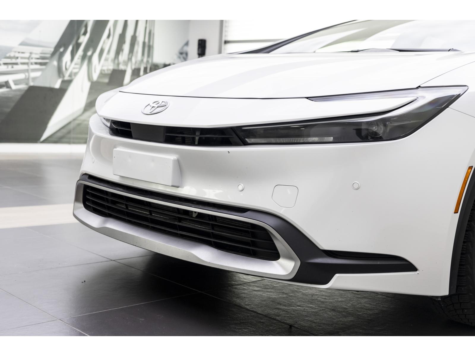 2024 Toyota Prius - Image 95