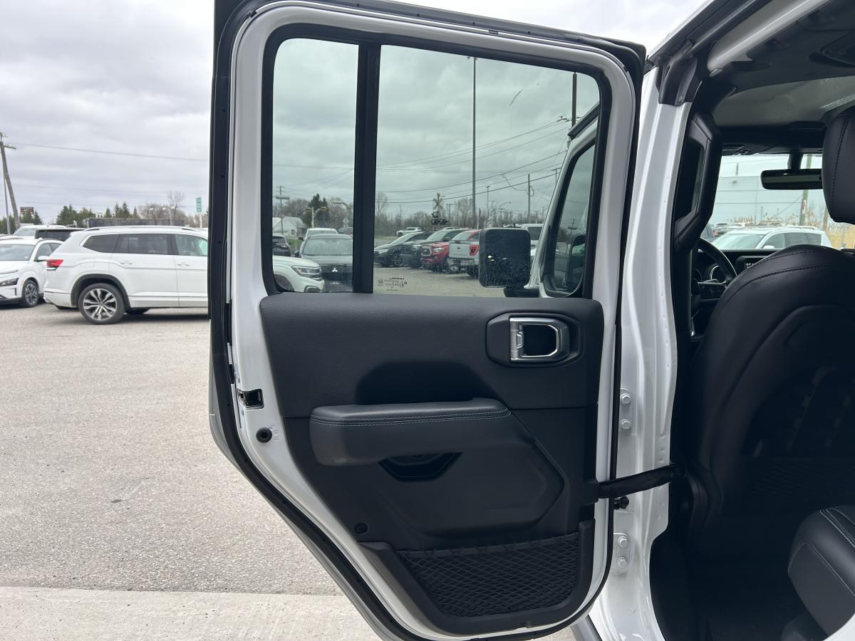 2022 Jeep Wrangler 4xe - Image 607