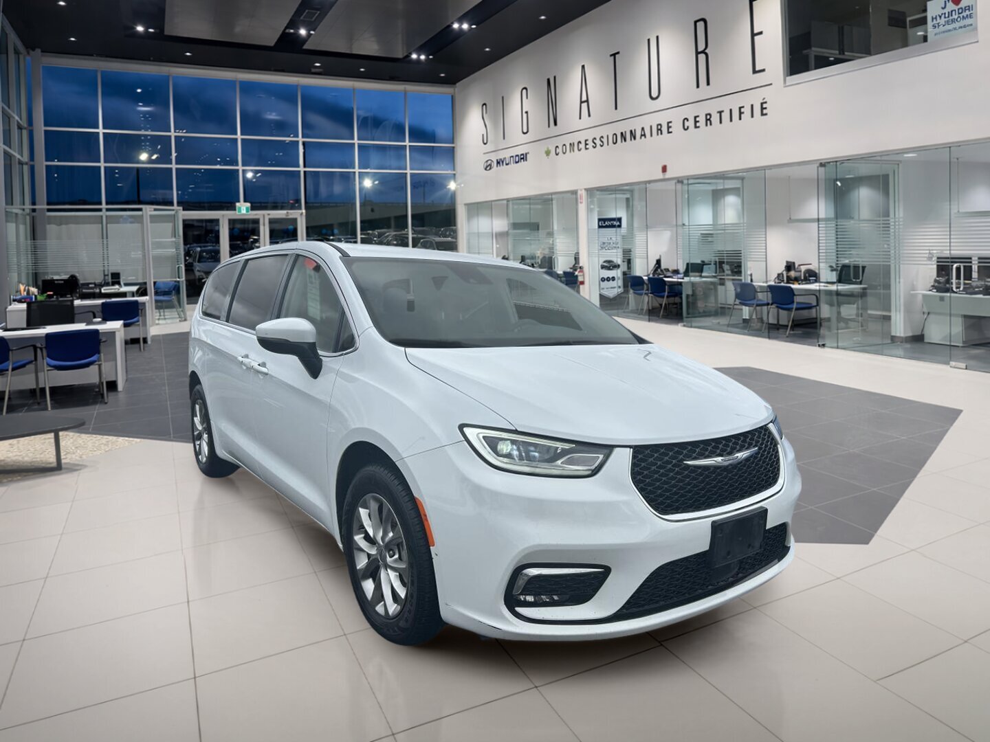 2023 Chrysler Pacifica - Image 462