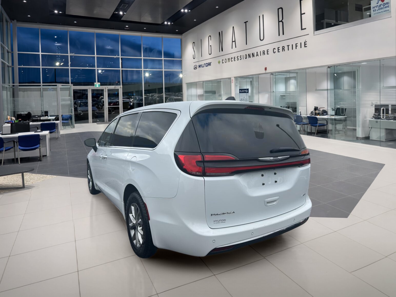 2023 Chrysler Pacifica - Image 466