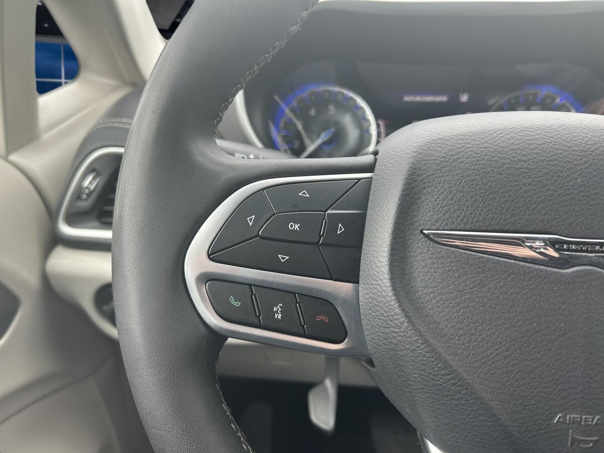 2023 Chrysler Pacifica - Image 479