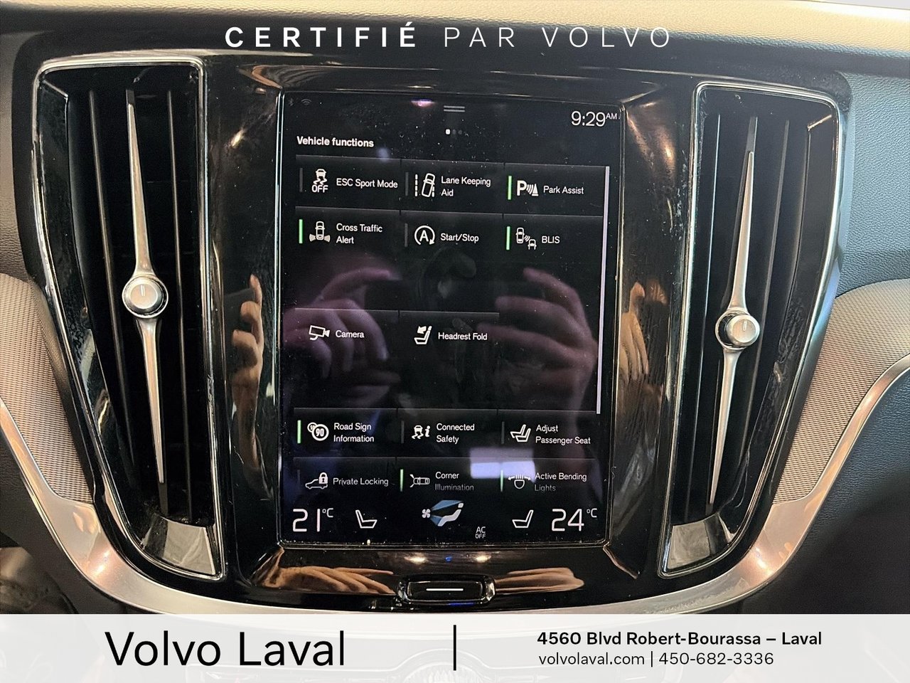 2021 Volvo V60 - Image 120
