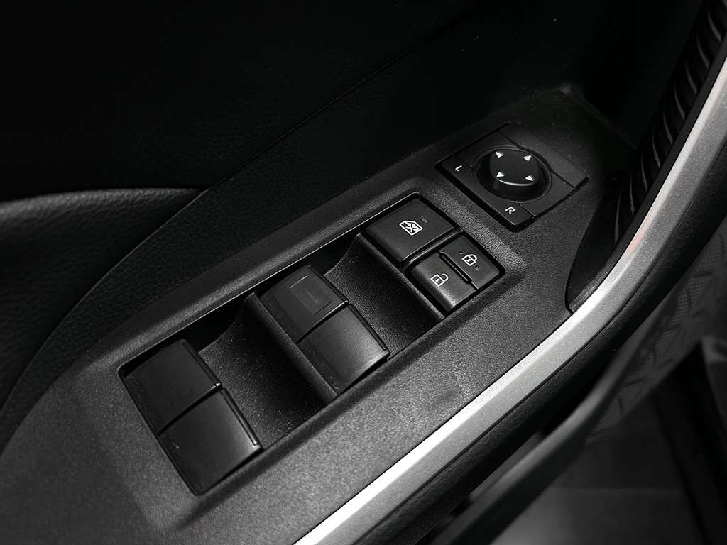 2019 Toyota Rav4 - Image 39