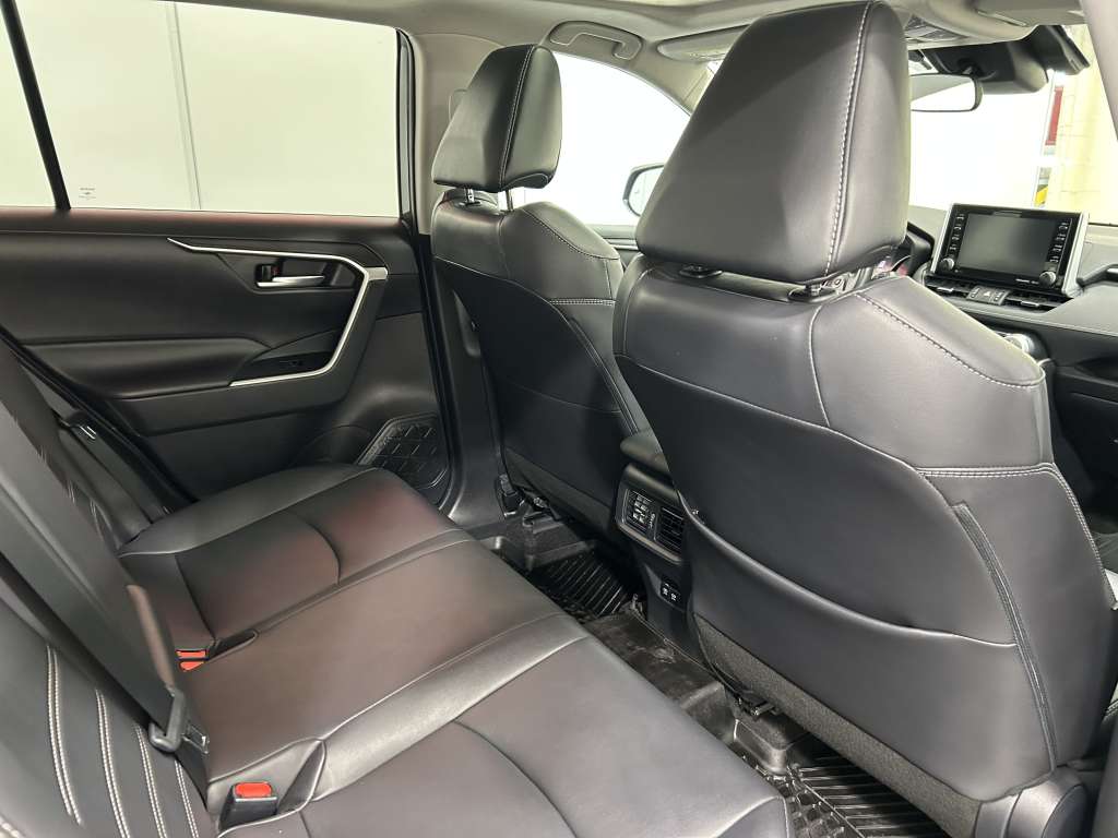 2019 Toyota Rav4 - Image 56