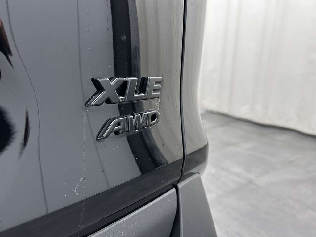2023 Toyota Rav4 - Image 26