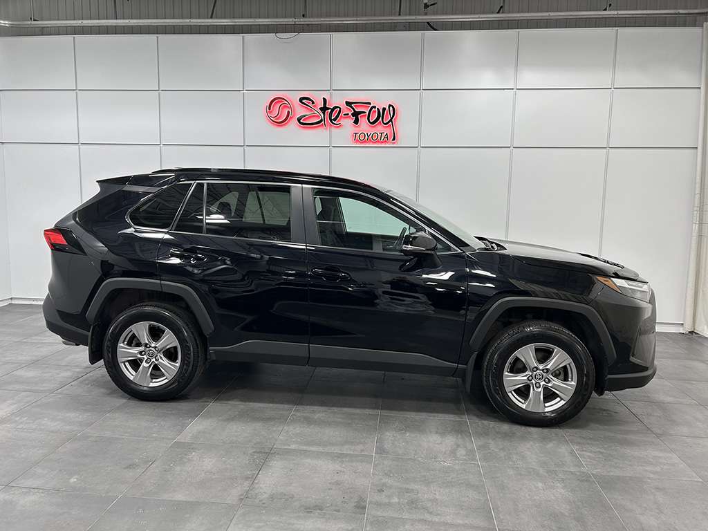 2023 Toyota Rav4 - Image 28