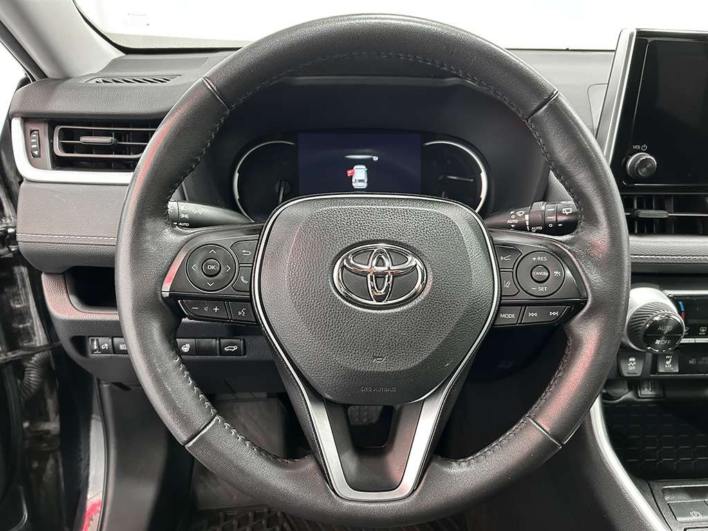 2023 Toyota Rav4 - Image 38